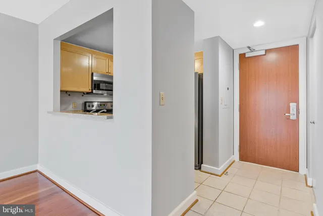 $2,500 | 1150 K Street Northwest, Unit 1307, Washington, DC 20005