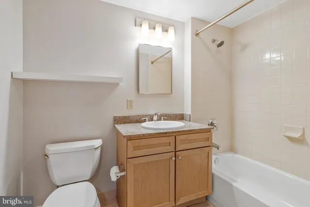 $2,500 | 1150 K Street Northwest, Unit 1307, Washington, DC 20005