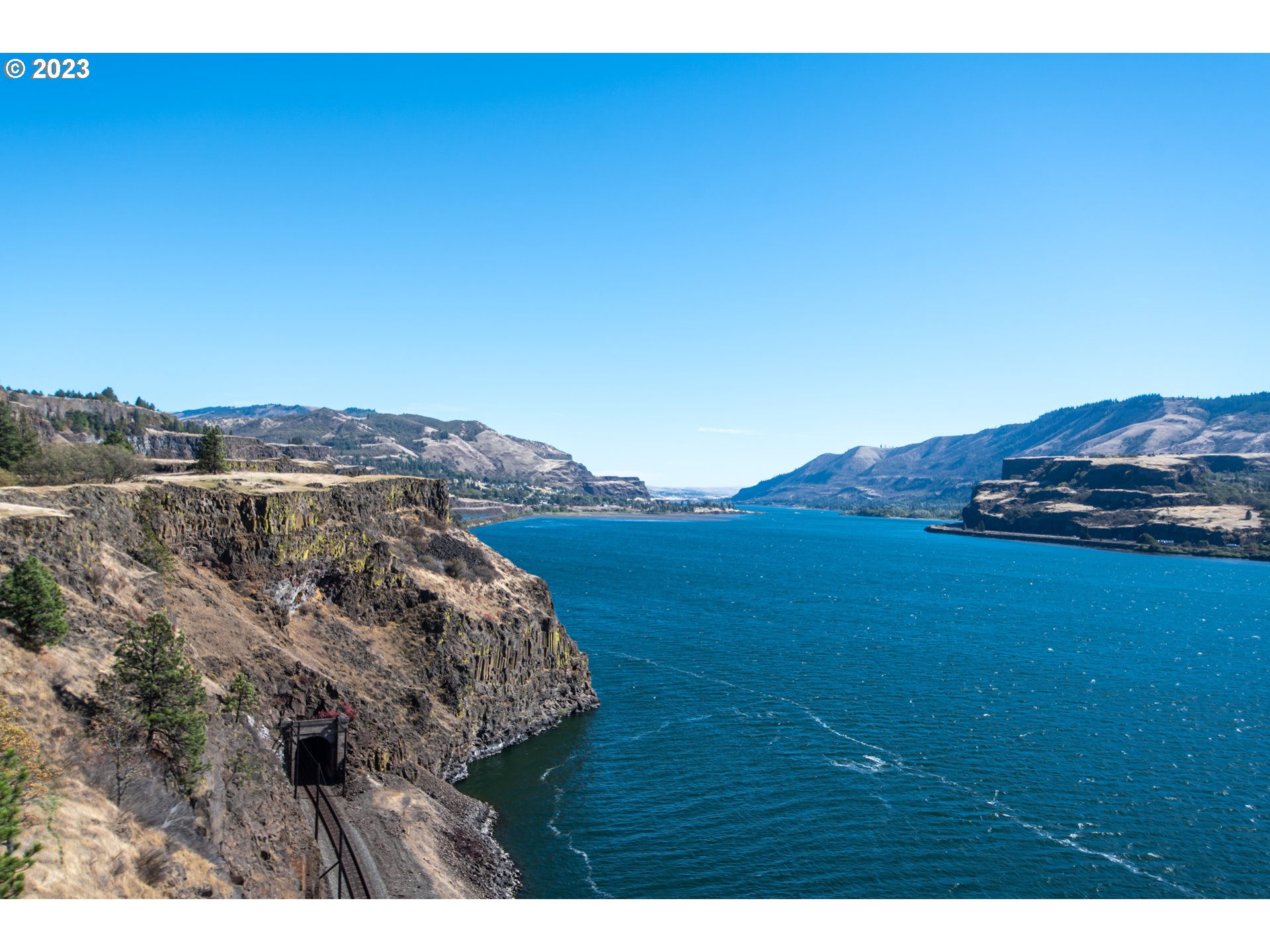 55 Moonshine Road Appleton, WA 98602 - Photo 31 of 33 a view of a sky