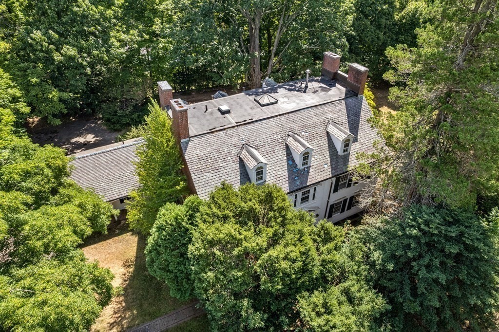 41 Codman Road Brookline, MA 02445 - Photo 2 of 14