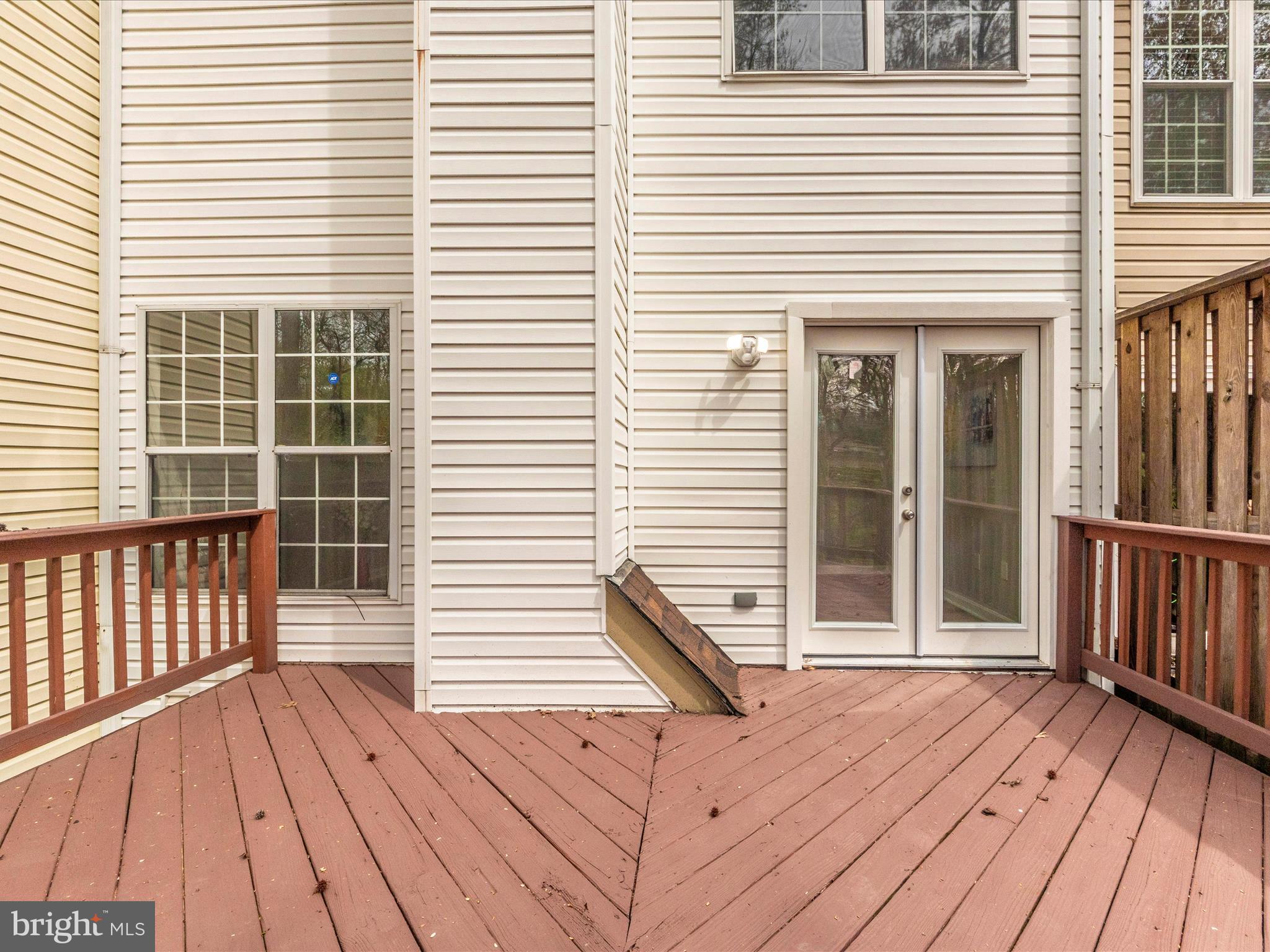 2242 Commissary Circle Odenton, MD 21113 - Photo 41 of 51 a view of a wooden deck
