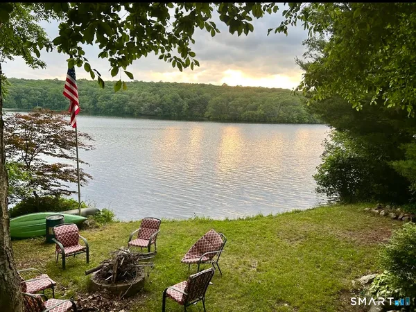 $399,000 | 19 Lakeview Drive, Colchester, CT 06415