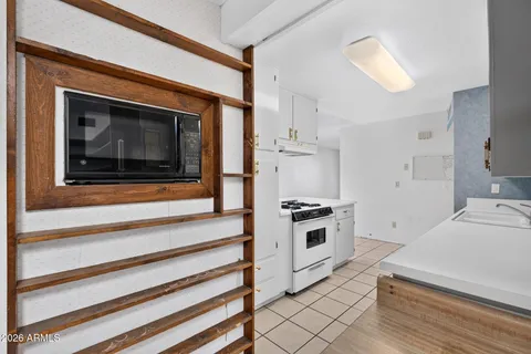 $320,000 | 3311 West Paradise Drive, Phoenix, AZ 85029