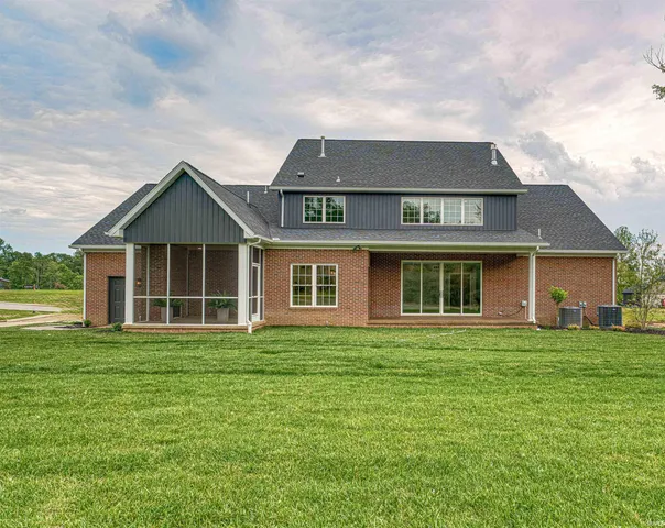 $909,900 | 1595 Victoria Wds Drive, Boonville, IN 47601