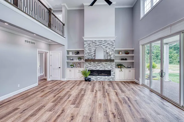 $909,900 | 1595 Victoria Wds Drive, Boonville, IN 47601