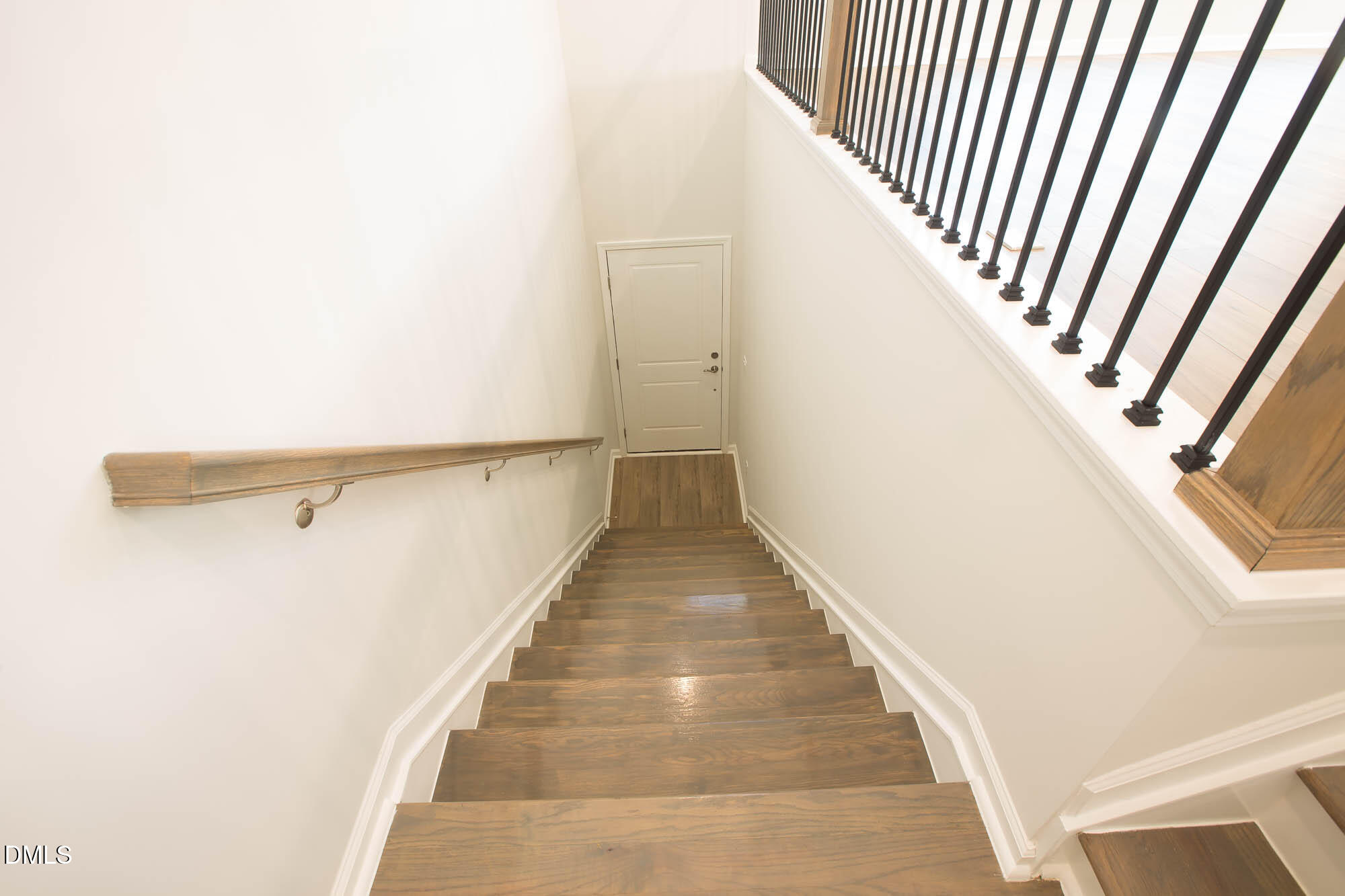 765 Larkspur Bowl Way Apex, NC 27523 - Photo 5 of 25 a view of entryway