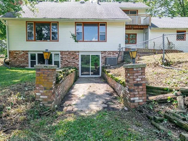 $235,000 | 8231 Highview Drive, Winnebago, IL 61088