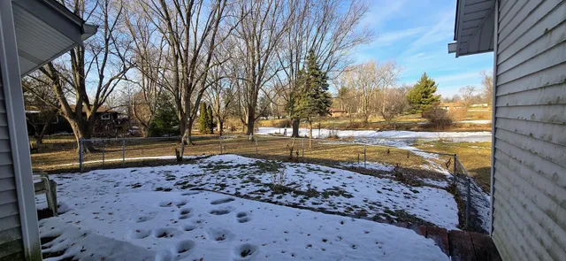 $235,000 | 8231 Highview Drive, Winnebago, IL 61088