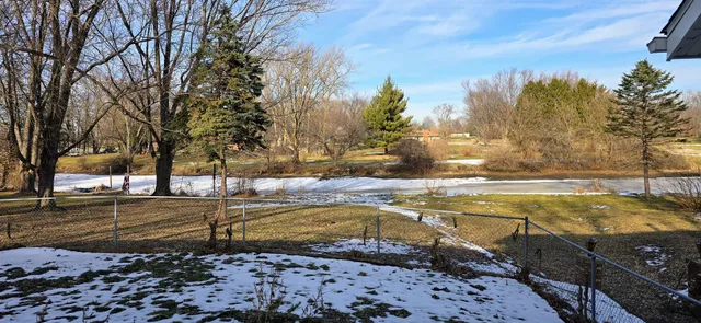 $235,000 | 8231 Highview Drive, Winnebago, IL 61088