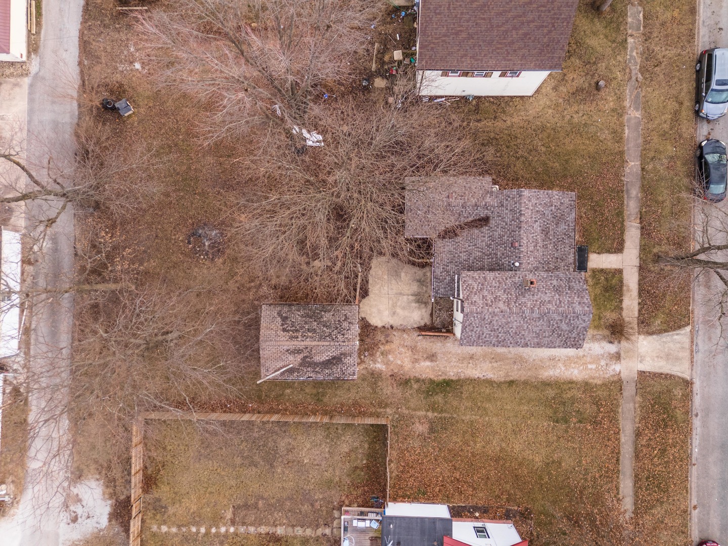 121 East James Street Forrest, IL 61741 - Photo 34 of 39 a aerial view of a house