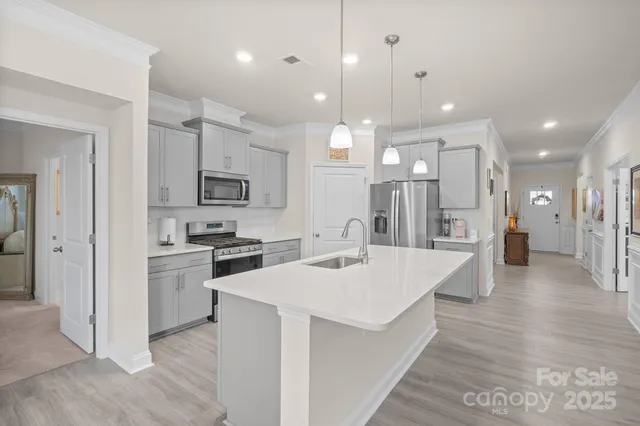 $395,000 | 106 South Shayna Road, Troutman, NC 28166