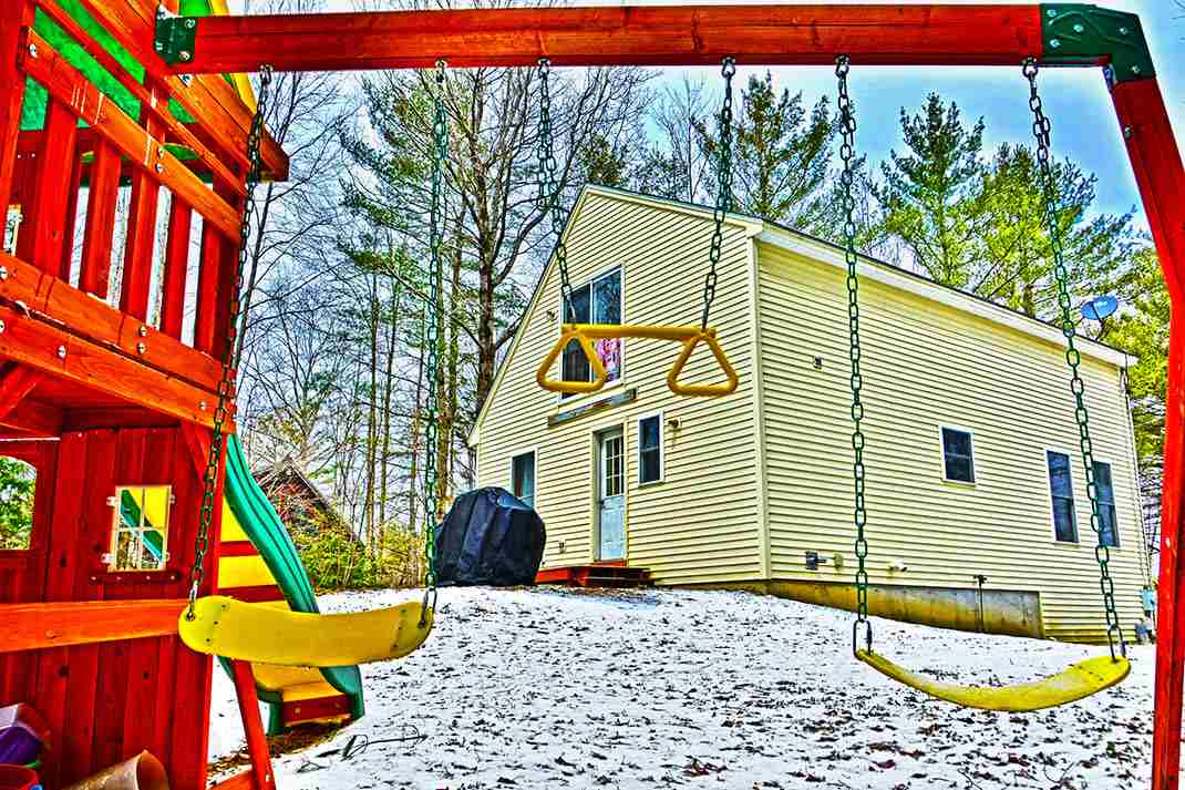 277 Varney Road Barnstead, NH 03225 - Photo 9 of 38