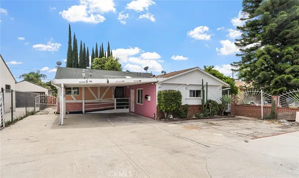 $1,300,000 | 15744 Saticoy Street, Van Nuys, CA 91406