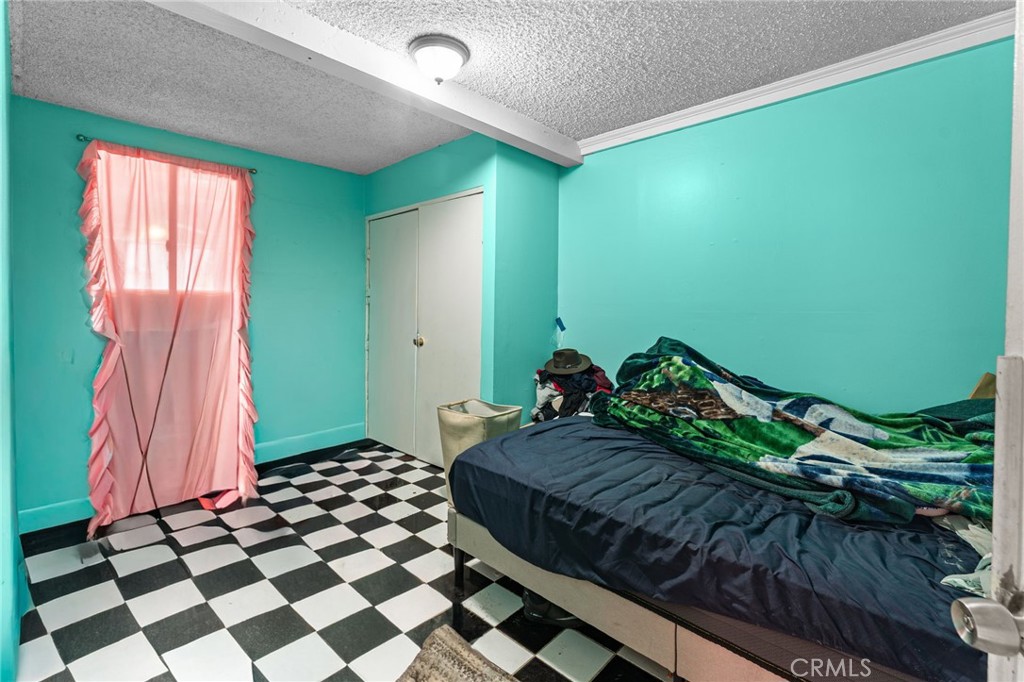 15744 Saticoy Street Van Nuys, CA 91406 - Photo 30 of 45
