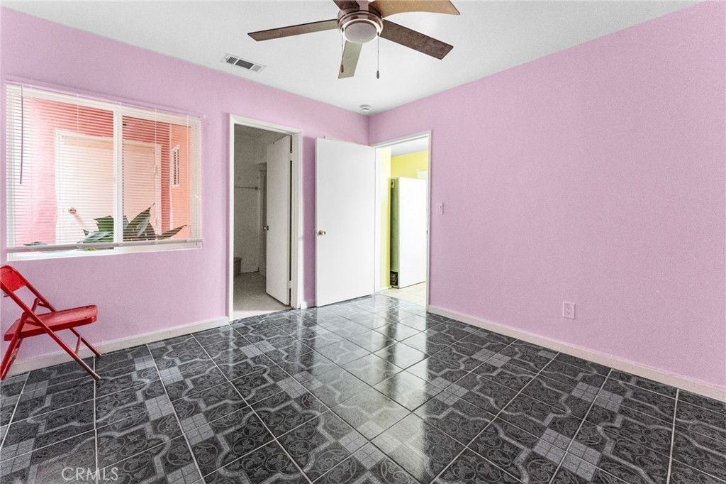 15744 Saticoy Street Van Nuys, CA 91406 - Photo 31 of 45