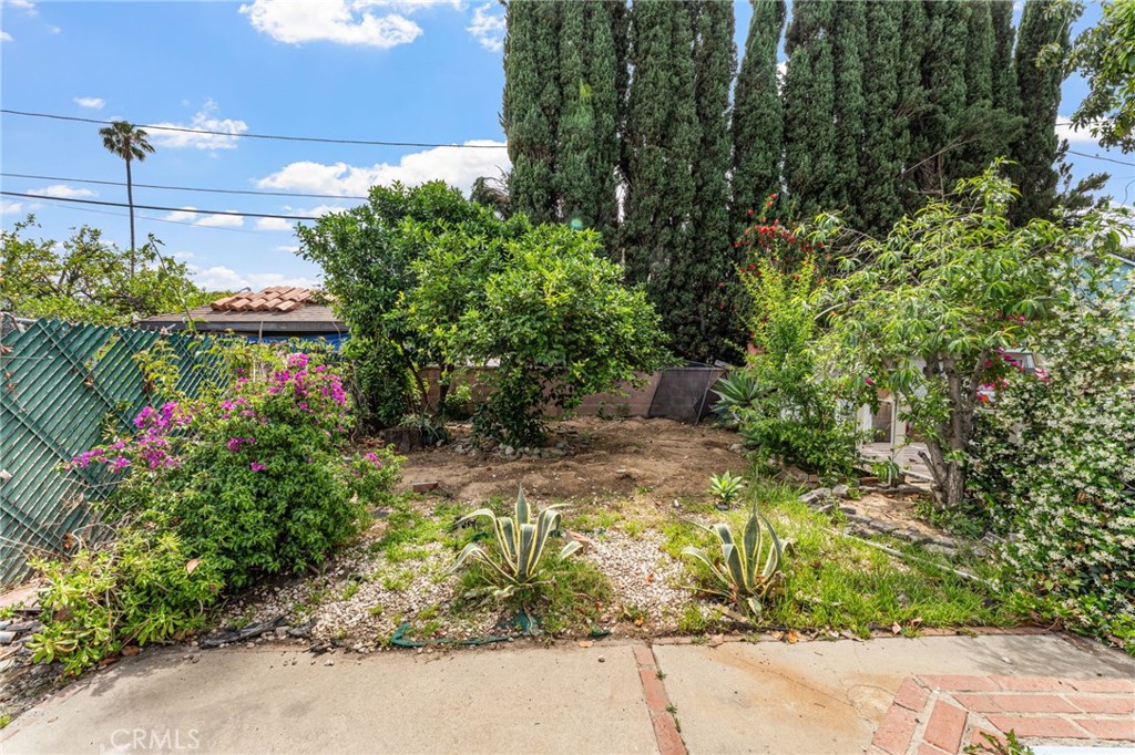 15744 Saticoy Street Van Nuys, CA 91406 - Photo 38 of 45