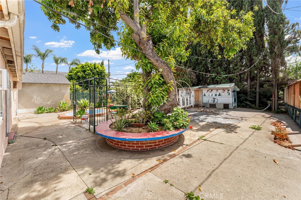 15744 Saticoy Street Van Nuys, CA 91406 - Photo 42 of 45
