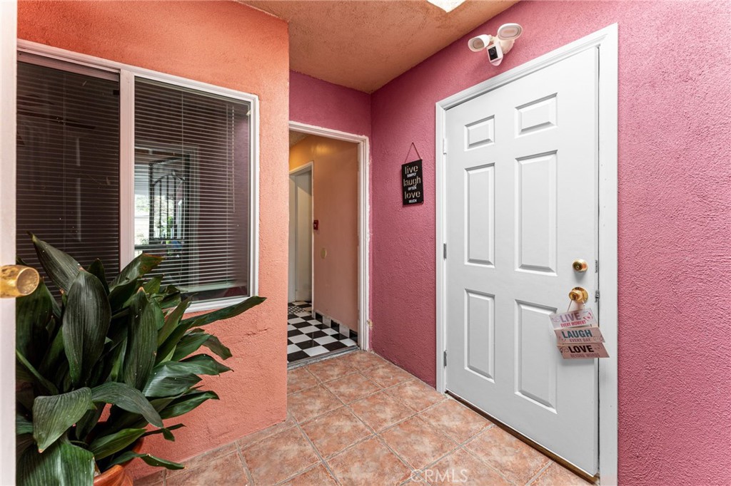 15744 Saticoy Street Van Nuys, CA 91406 - Photo 9 of 45