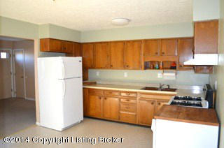 10577 Vigo Road Bagdad, KY 40003 - Photo 9 of 21 eat in kitchen