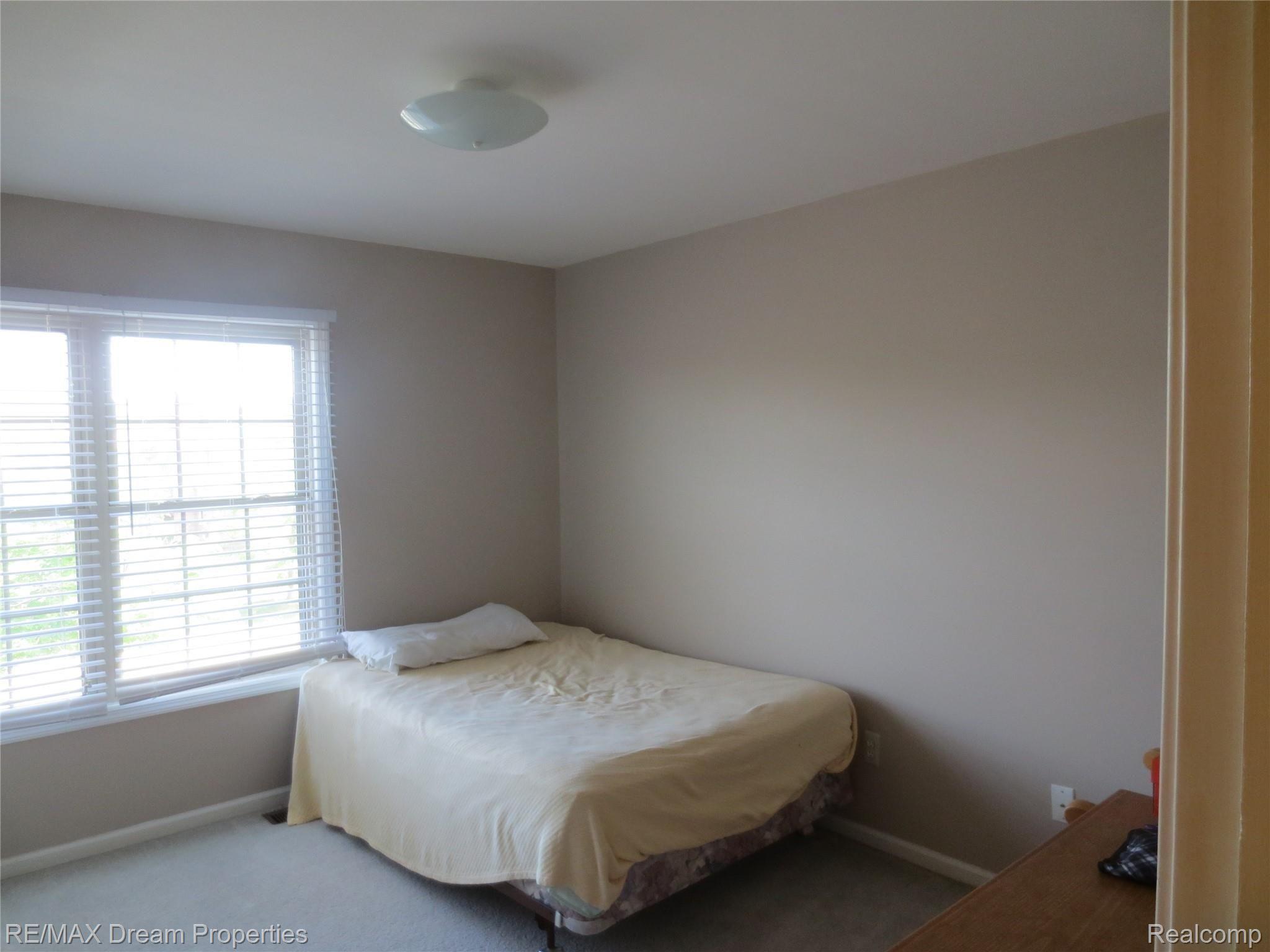 6897 Fox Path Canton, MI 48187 - Photo 22 of 31 IMG_2121.JPG
