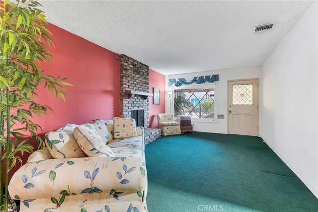 $1,300,000 | 613 North California Street, Burbank, CA 91505