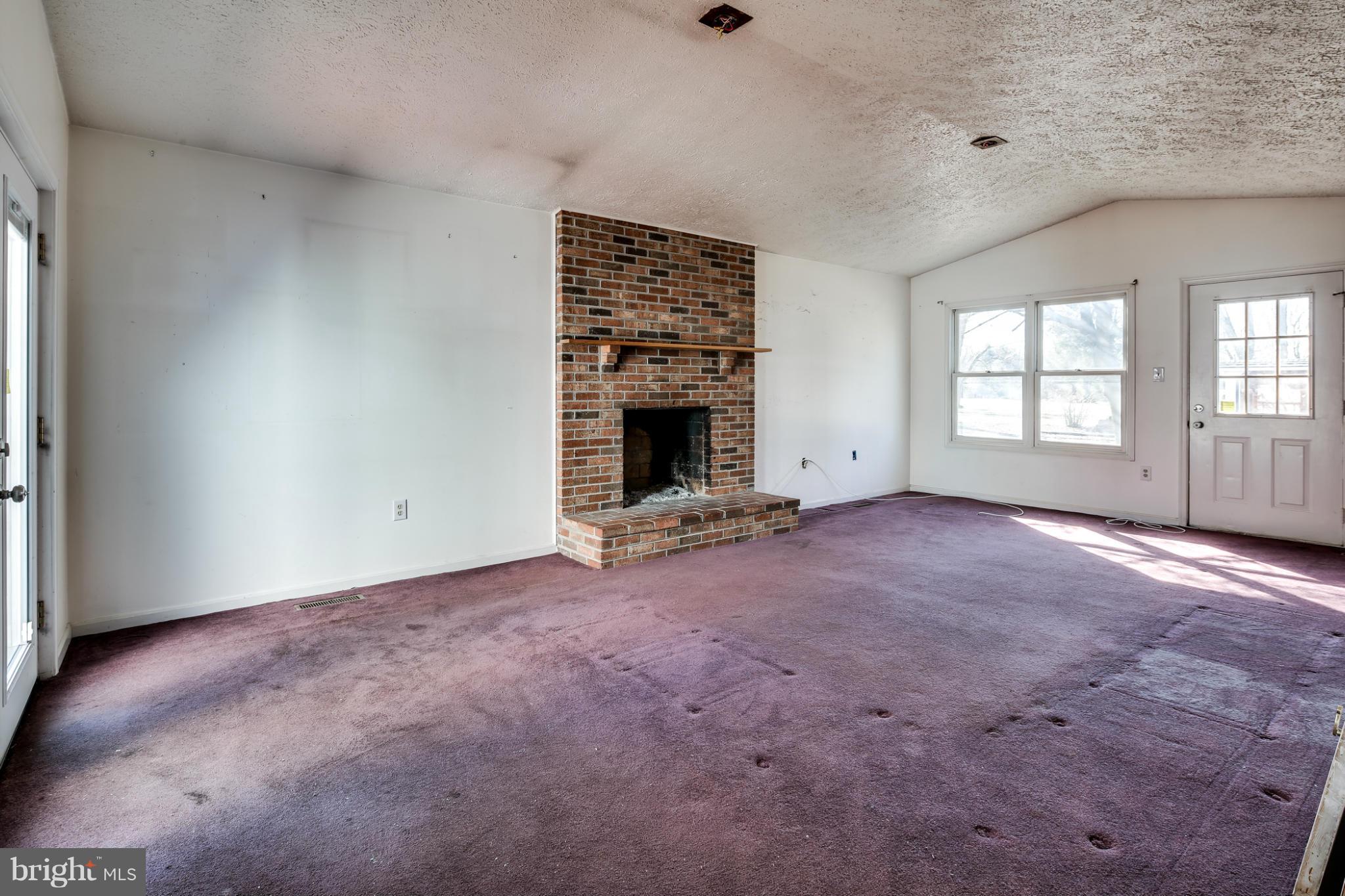 7343 Pindell School Road Fulton, MD 20759 - Photo 11 of 29 Family Room