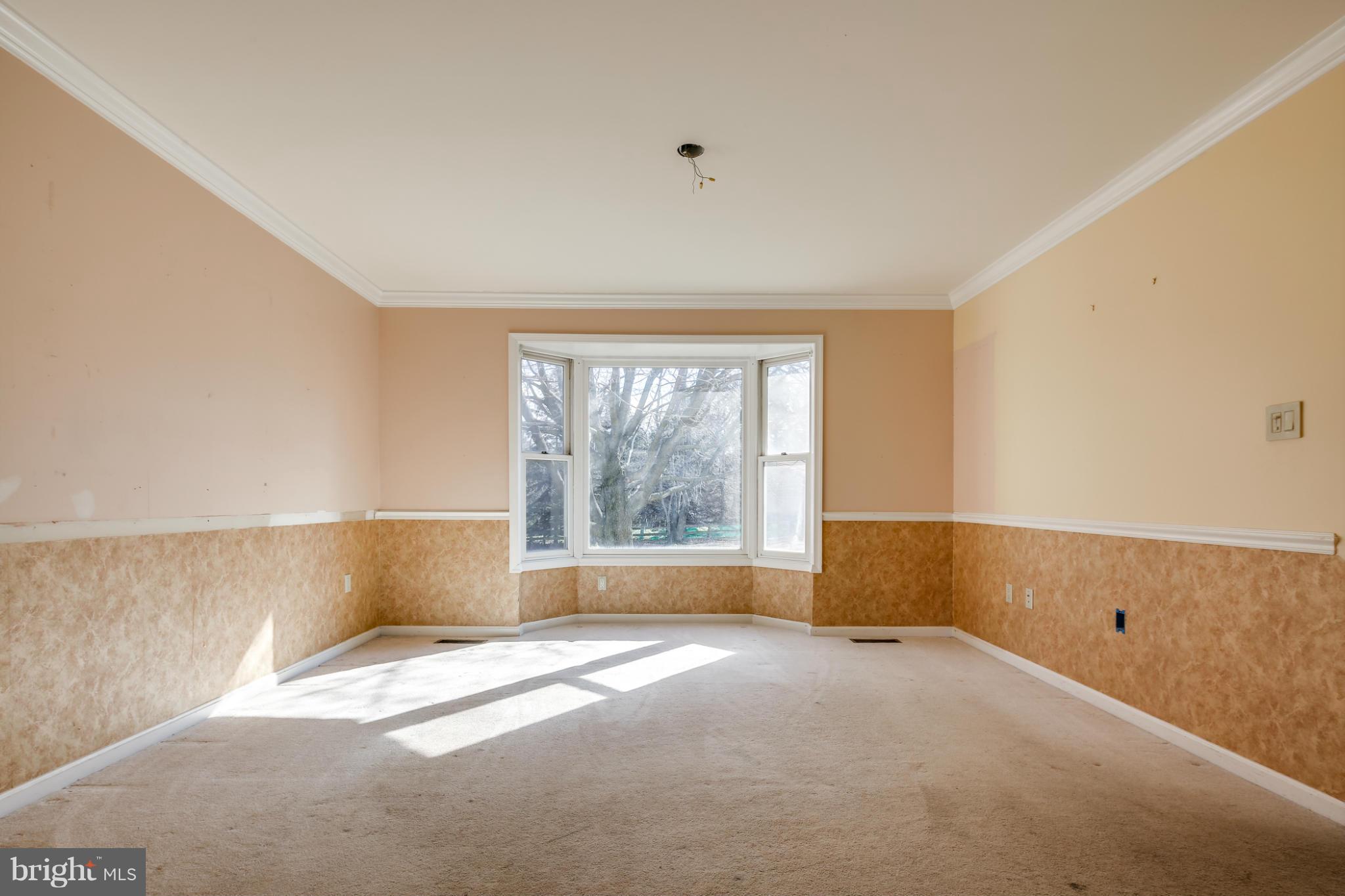 7343 Pindell School Road Fulton, MD 20759 - Photo 5 of 29 Dining Room