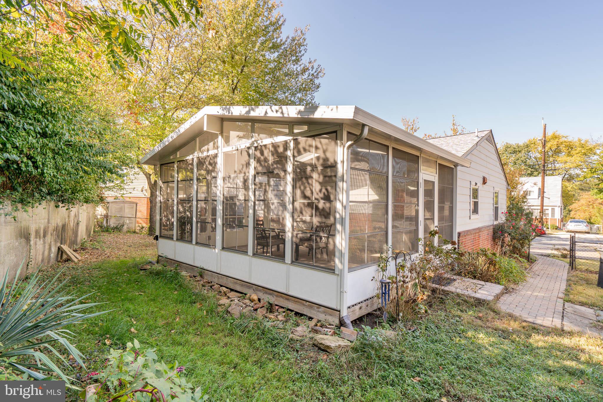 6815 Decatur Street Hyattsville, MD 20784 - Photo 23 of 24 Exterior Back