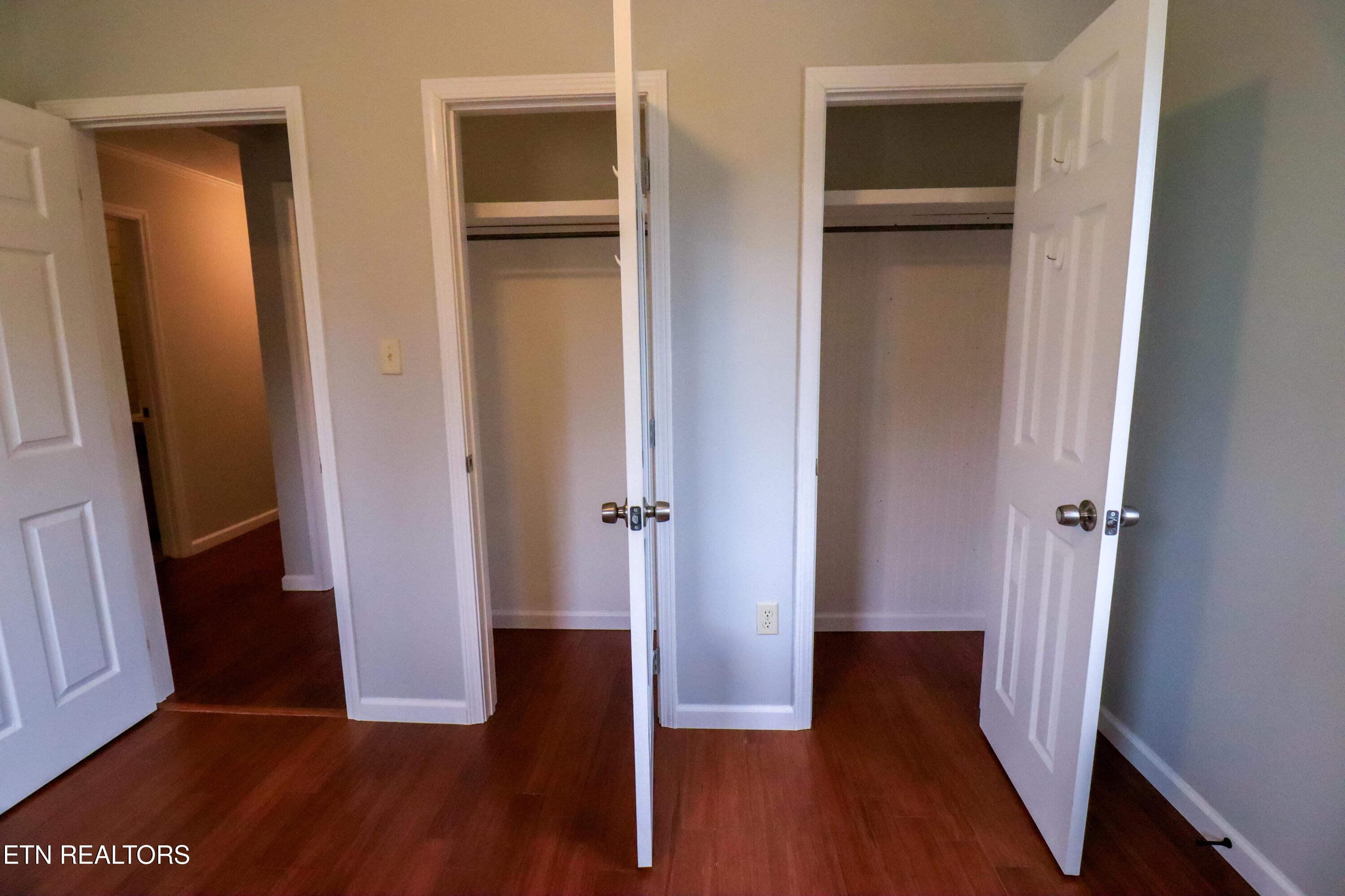 3938 Dutch Valley Road Clinton, TN 37716 - Photo 16 of 19 IMG_0468