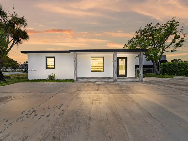 $650,000 | 10700 Southwest 46th Street, Miami, FL 33165