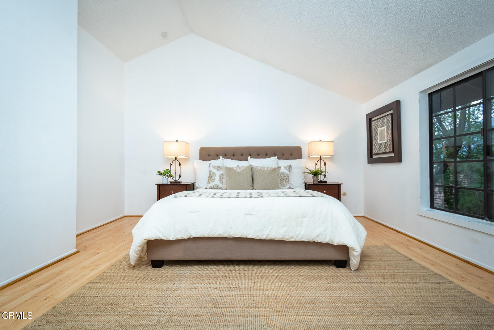 3464 Stancrest Drive Glendale, CA 91208 - Photo 22 of 37 GYP_3464 Stancrest Dr_026_MLS