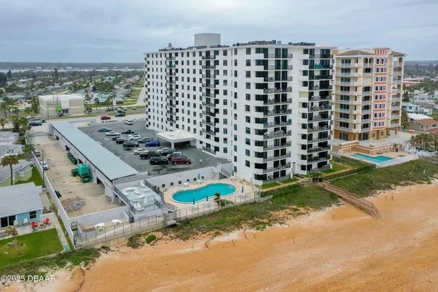 $399,000 | 1415 Ocean Shore Boulevard, Unit L1, Ormond Beach, FL 32176