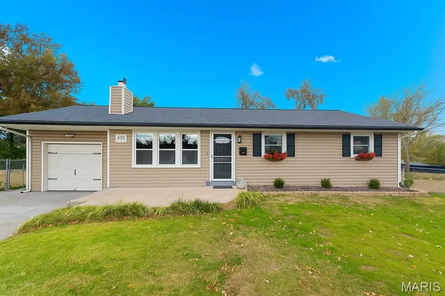 $259,900 | 439 Vine Street, O'Fallon, MO 63366