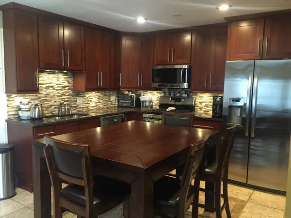 $2,200 | 1581 Quaker Lane, Unit 107A, Prospect Heights, IL 60070