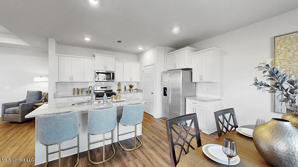 510 Bridgeway Street Canton, MS 39046 - Photo 8 of 29 Horseshoe-Bend-Model-Home-12082024_22542