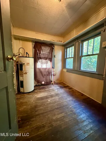 $62,500 | 517 South 5th Street, McComb, MS 39648