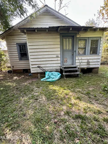 $62,500 | 517 South 5th Street, McComb, MS 39648