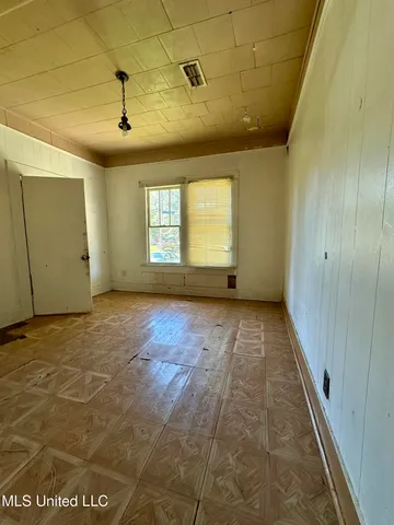 $62,500 | 517 South 5th Street, McComb, MS 39648