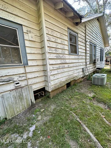 $62,500 | 517 South 5th Street, McComb, MS 39648