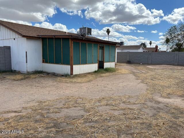 3056 North 68th Lane Phoenix, AZ 85033 - Photo 4 of 6 ARIZONA ROOM