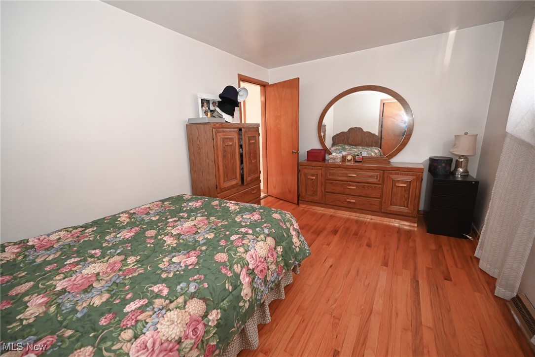 2620 Snow Road Cleveland, OH 44134 - Photo 9 of 29