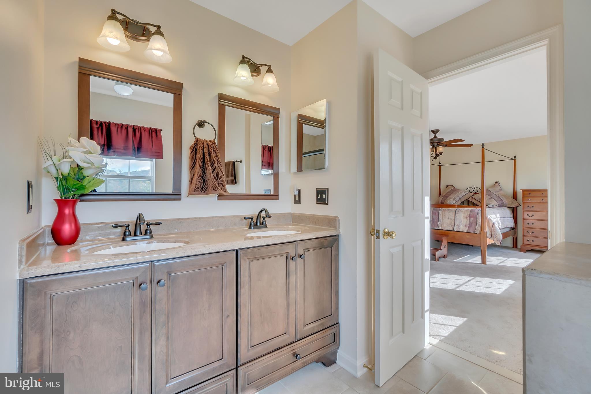 2922 Bachman Road Manchester, MD 21102 - Photo 22 of 29 Bath (Master)