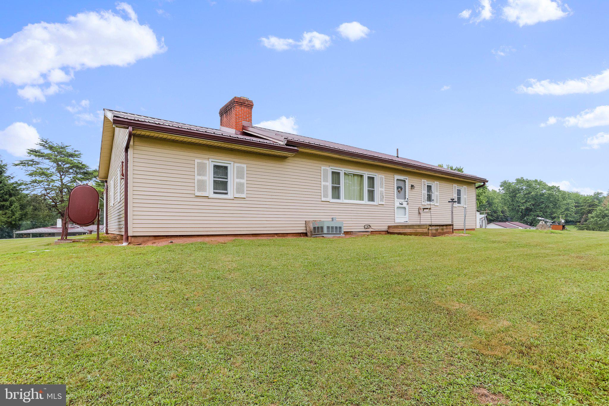 14341 Tollgate Ridge Road Hancock, MD 21750 - Photo 3 of 31 Gallery Image 3
