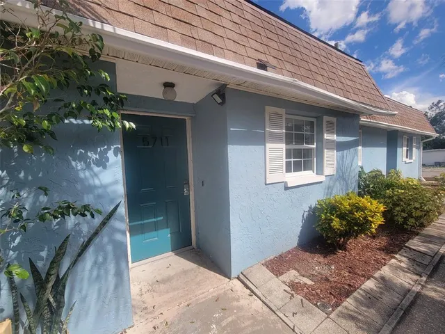 $1,200 | 5711 Silver Spur Drive, Holiday, FL 34690