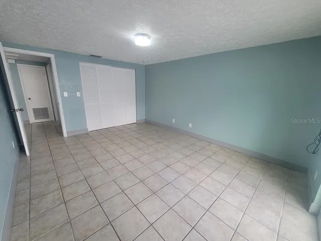 $1,200 | 5711 Silver Spur Drive, Holiday, FL 34690