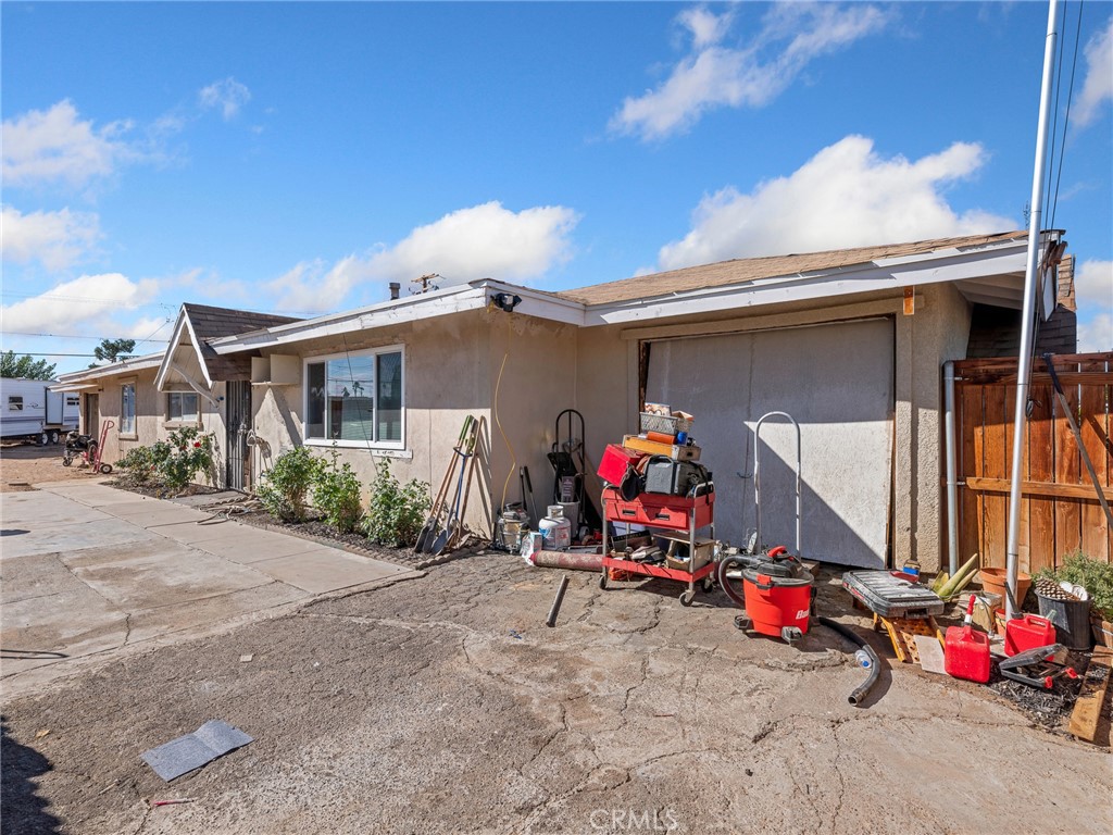 16003 Chestnut Street Hesperia, CA 92345 - Photo 24 of 28 a view of outdoor space with porch and entertaining space