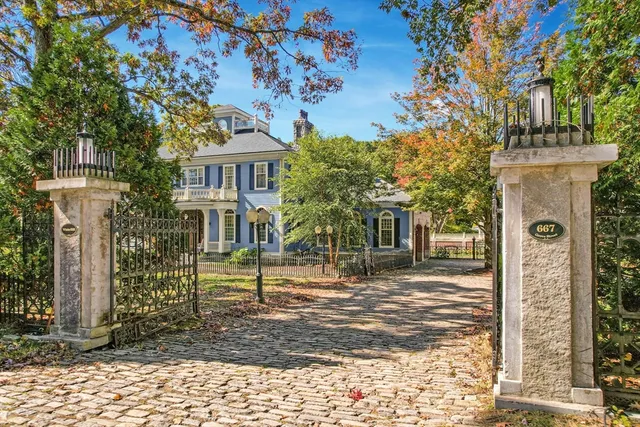 $1,199,000 | 667 Grove Street, Worcester, MA 01605