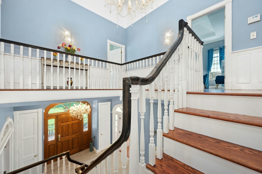 667 Grove Street Worcester, MA 01605 - Photo 13 of 42