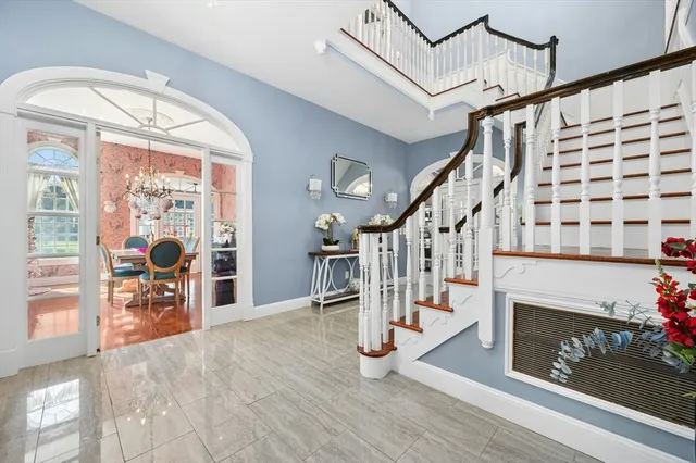 $1,199,000 | 667 Grove Street, Worcester, MA 01605