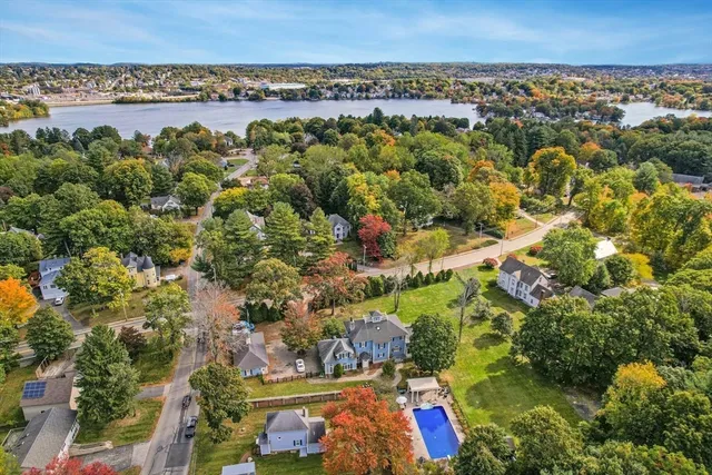 $1,199,000 | 667 Grove Street, Worcester, MA 01605